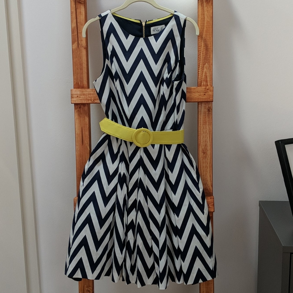 Chevron A-line dress with belt